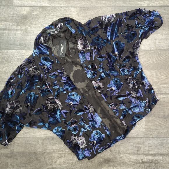 Forever 21 Short Sleeve Shrug Size M - Picture 1 of 5